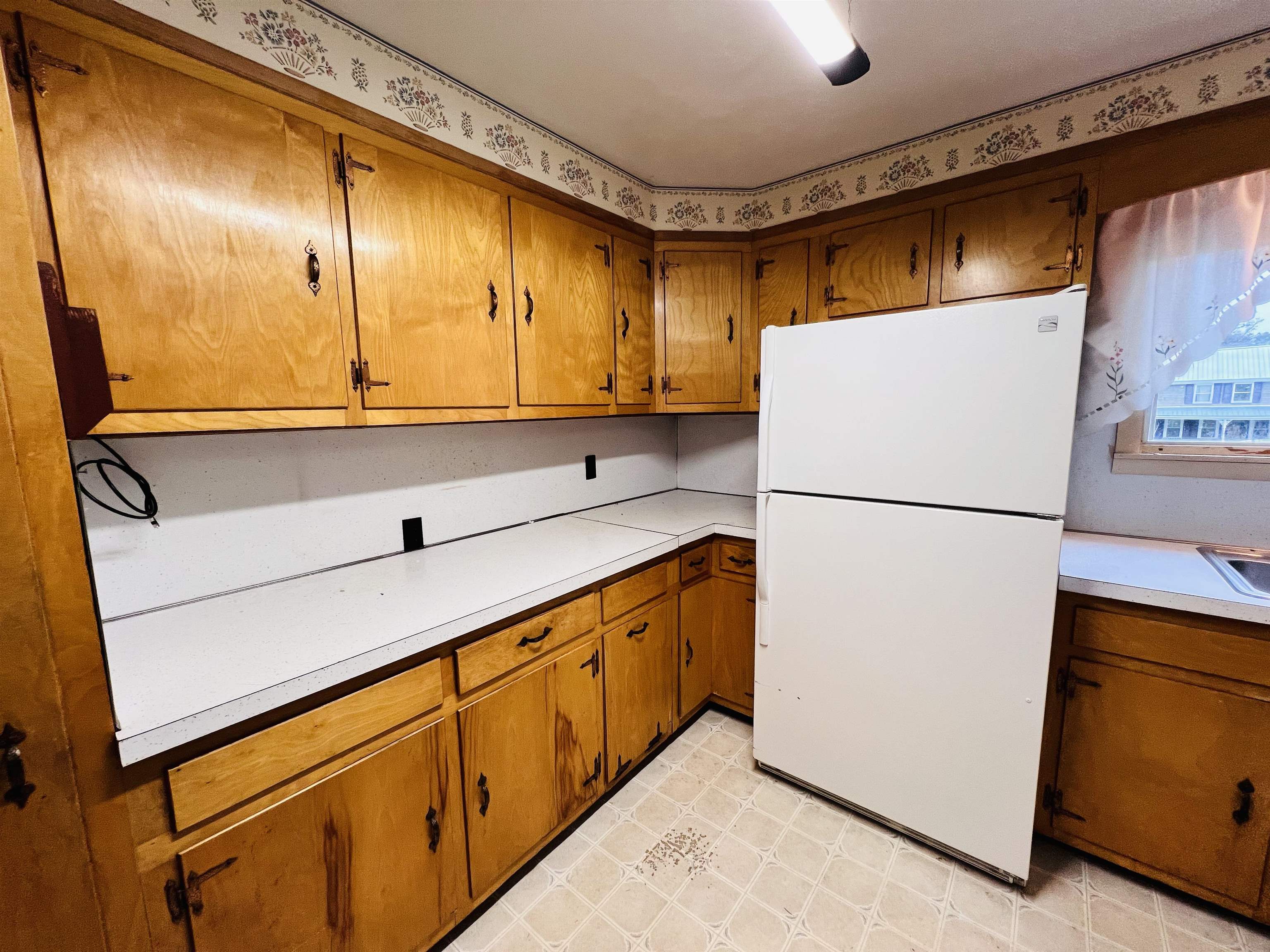 69 York Street Lyndon, VT 05851 - Photo 14 of 60