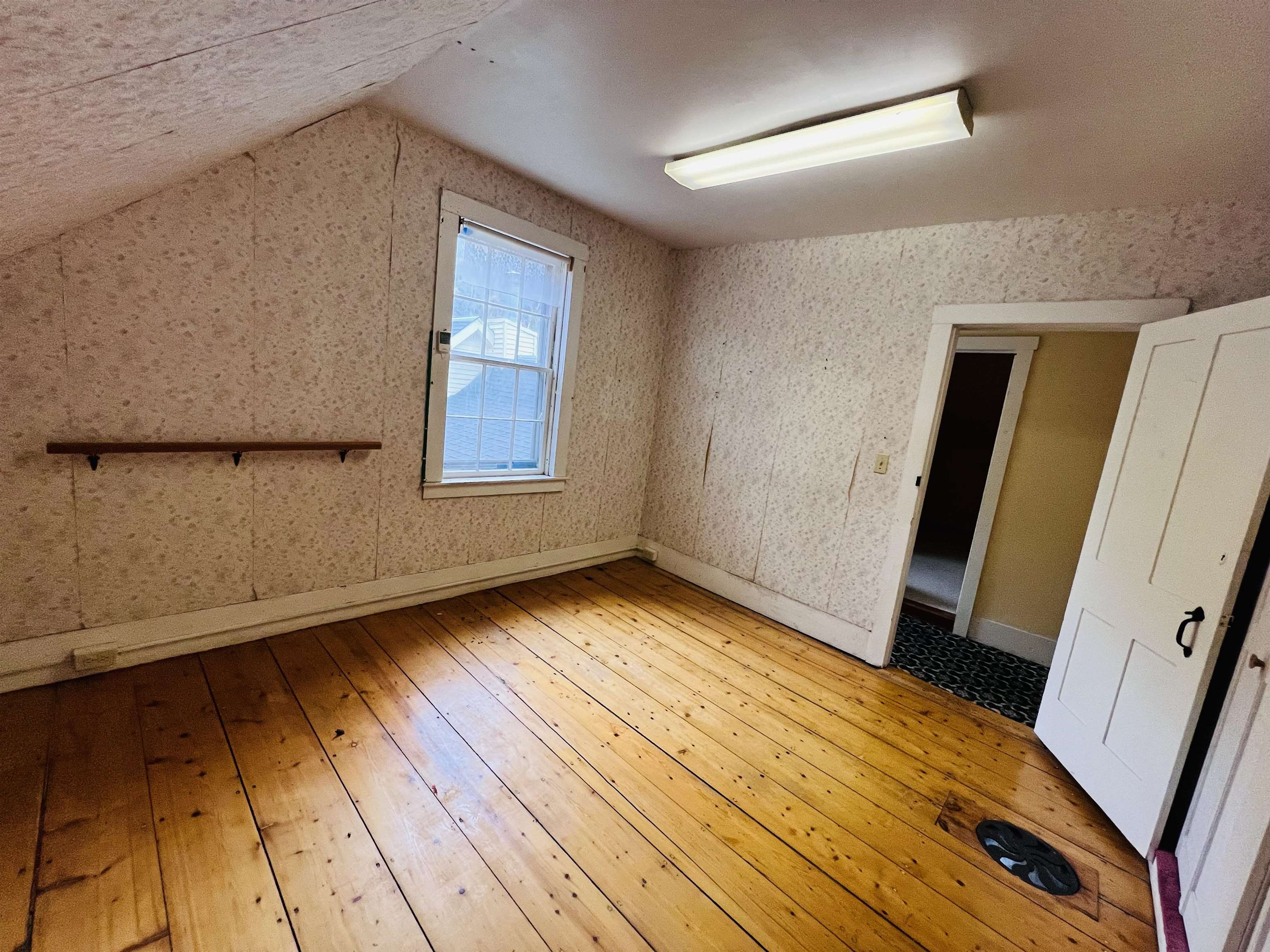 69 York Street Lyndon, VT 05851 - Photo 35 of 59