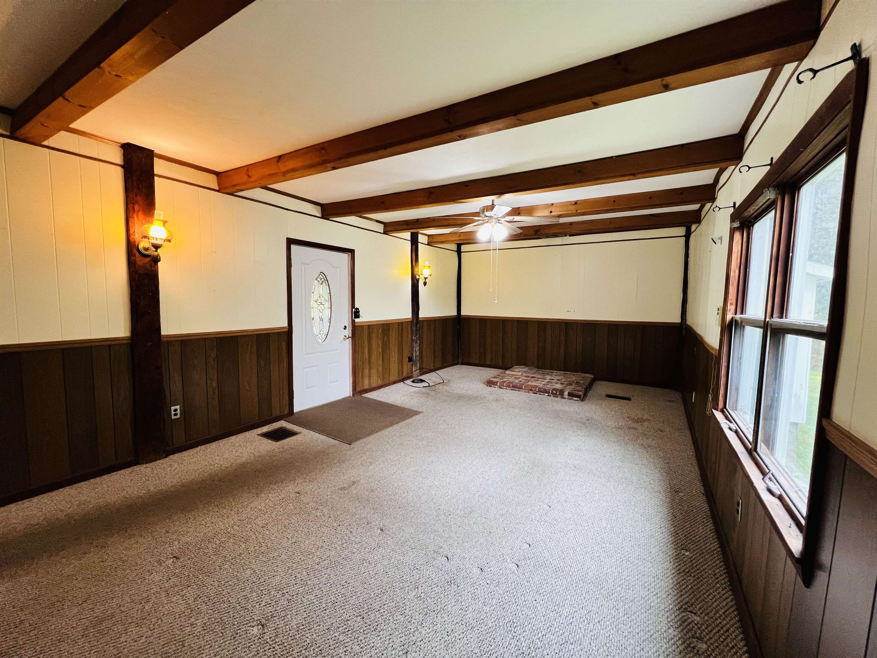 69 York Street Lyndon, VT 05851 - Photo 4 of 59