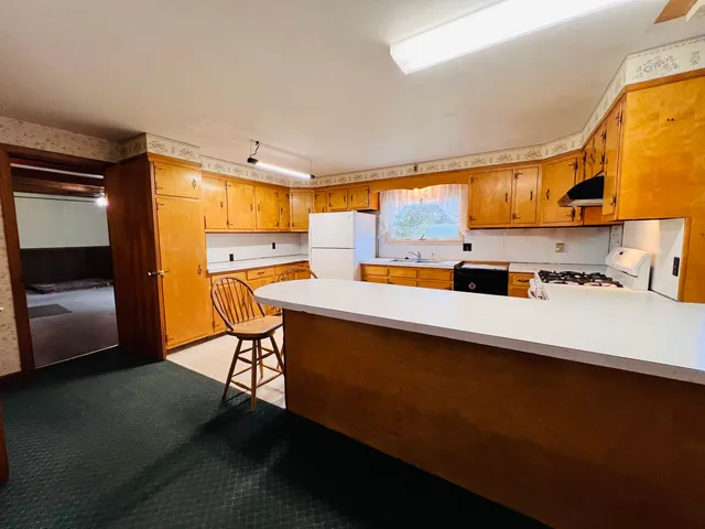 $349,000 | 69 York Street, Lyndon, VT 05851