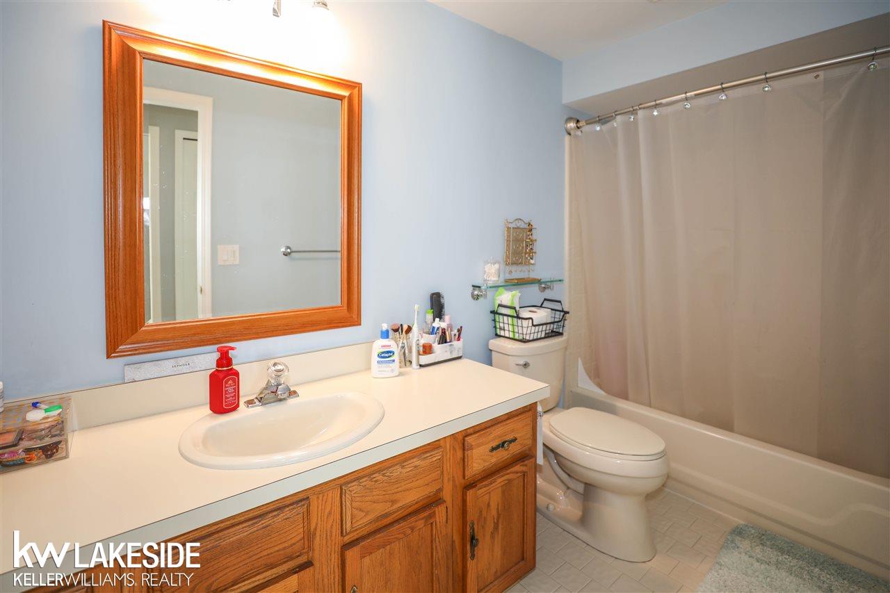 1494 Royal Crescent Street Rochester Hills, MI 48306 - Photo 27 of 37