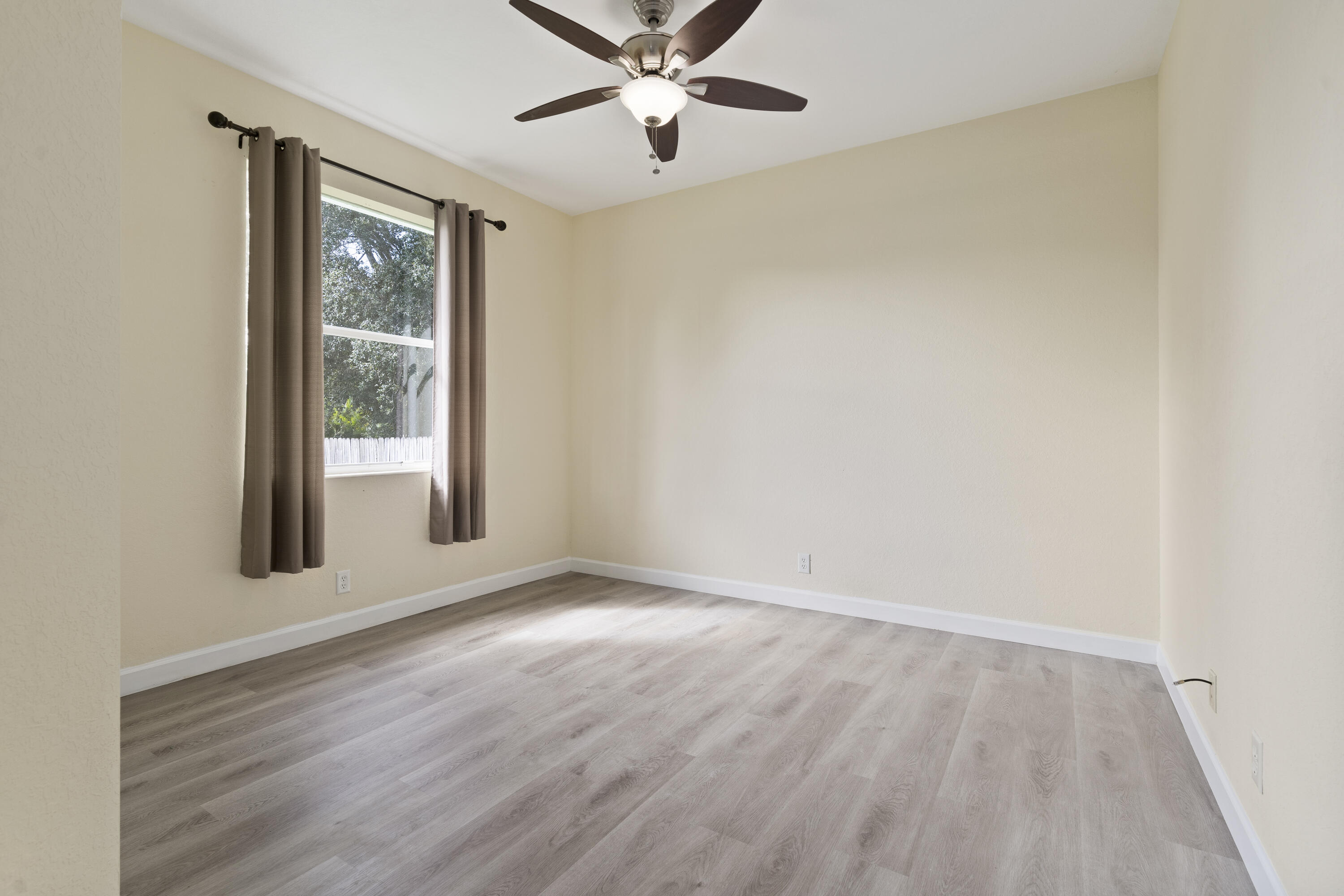 7007 Hibiscus Road Fort Pierce, FL 34951 - Photo 16 of 48 _DSC1257