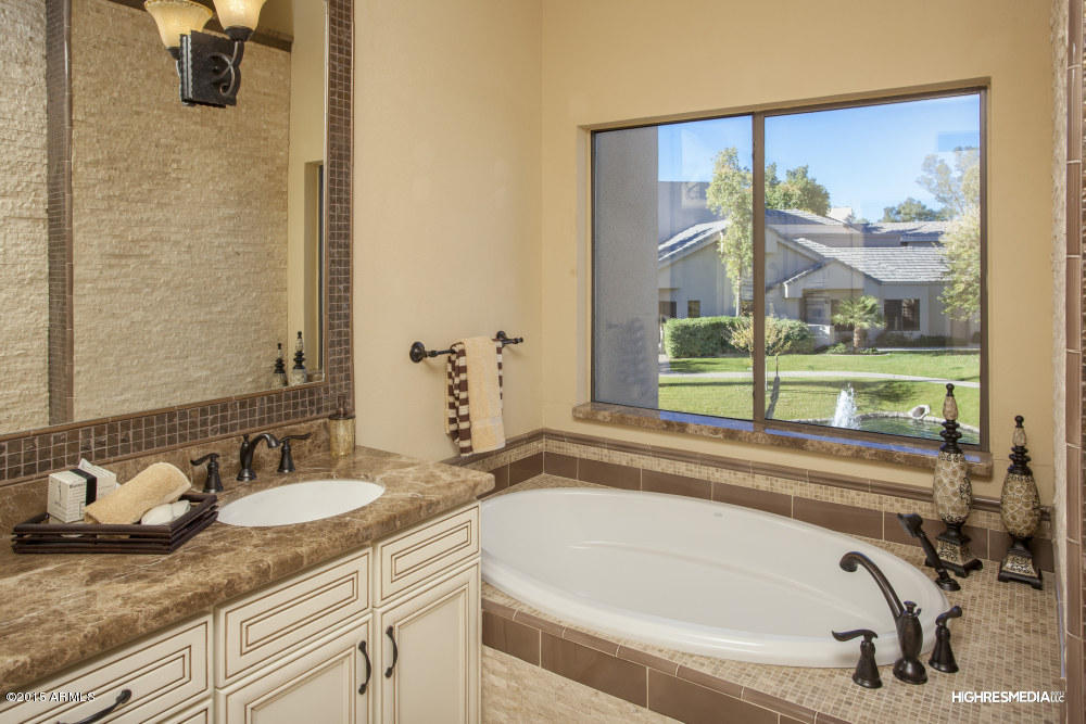 7272 East Gainey Ranch Road, Unit 125 Scottsdale, AZ 85258 - Photo 7 of 24 HRM5229w.jpg