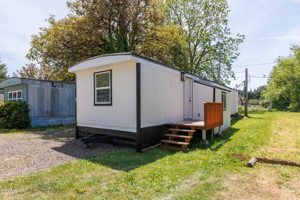 $68,500 | 724 Southwest Ferry Avenue, Siletz, OR 97380