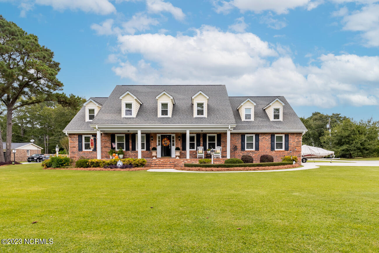 196 Huffmantown Road Richlands, NC 28574 - Photo 1 of 57 huffman-1
