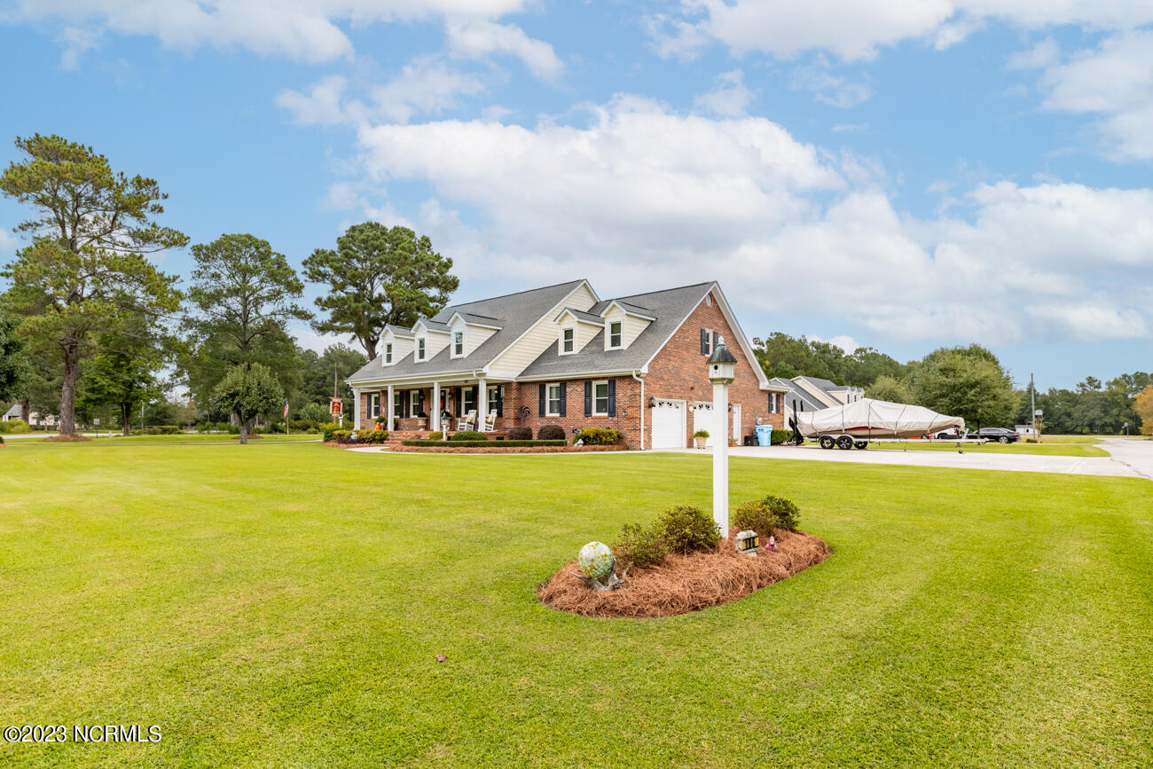 196 Huffmantown Road Richlands, NC 28574 - Photo 3 of 57 huffman-3