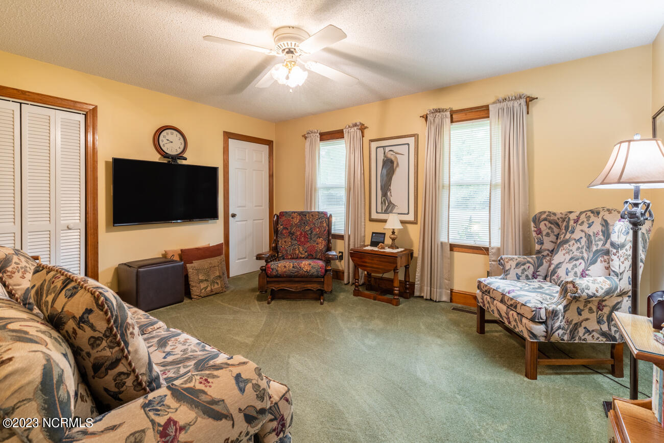 196 Huffmantown Road Richlands, NC 28574 - Photo 33 of 57 huffman-33