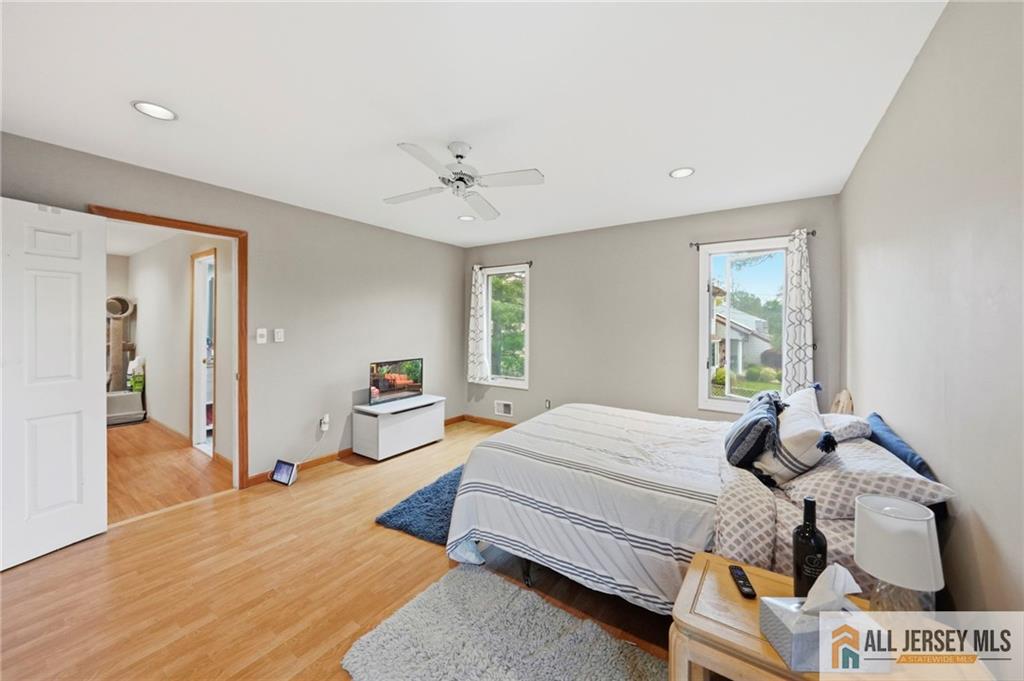 121 West Hill Road Colonia, NJ 07067 - Photo 23 of 41