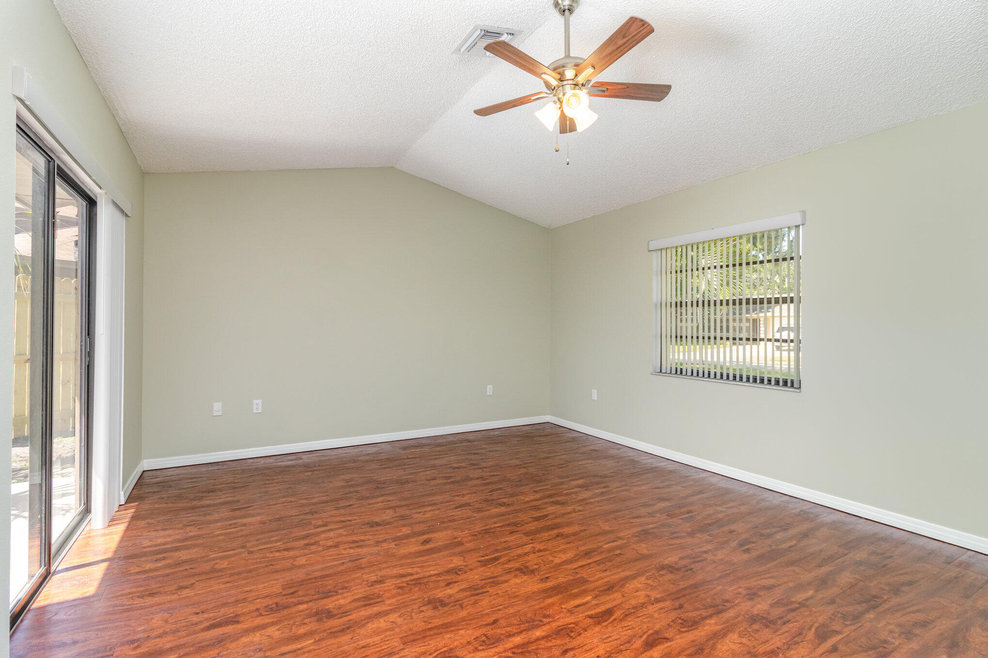 841 Raintree Avenue Rockledge, FL 32955 - Photo 10 of 23 010_img_9465-edit