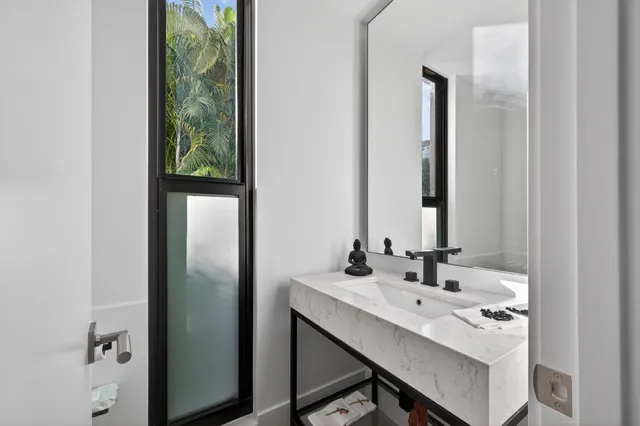 $13,495,000 | 423 Chilean Avenue, Palm Beach, FL 33480