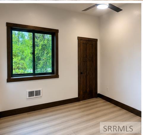 1527 Shadow Run Ashton, ID 83420 - Photo 20 of 31 office/ 3rd bedroom
