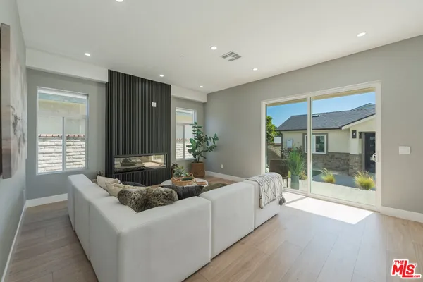 $1,999,000 | 2126 West 238th Street, Torrance, CA 90501