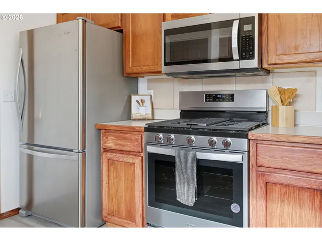 $424,000 | 2989 Dahlia Lane, Eugene, OR 97404