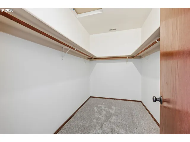 $424,000 | 2989 Dahlia Lane, Eugene, OR 97404