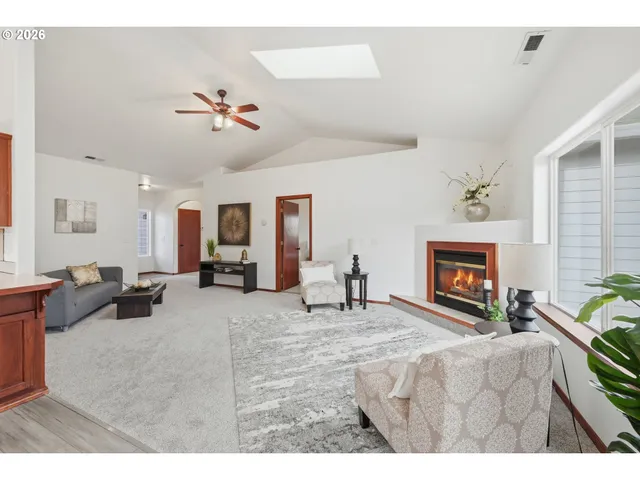 $424,000 | 2989 Dahlia Lane, Eugene, OR 97404