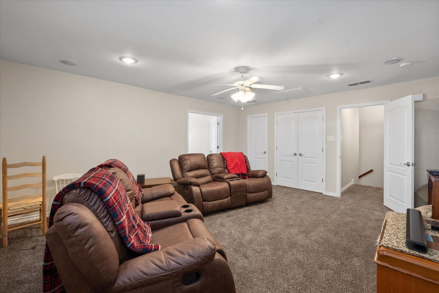 2901 110th Street Lubbock, TX 79423 - Photo 28 of 40 second level bonus room