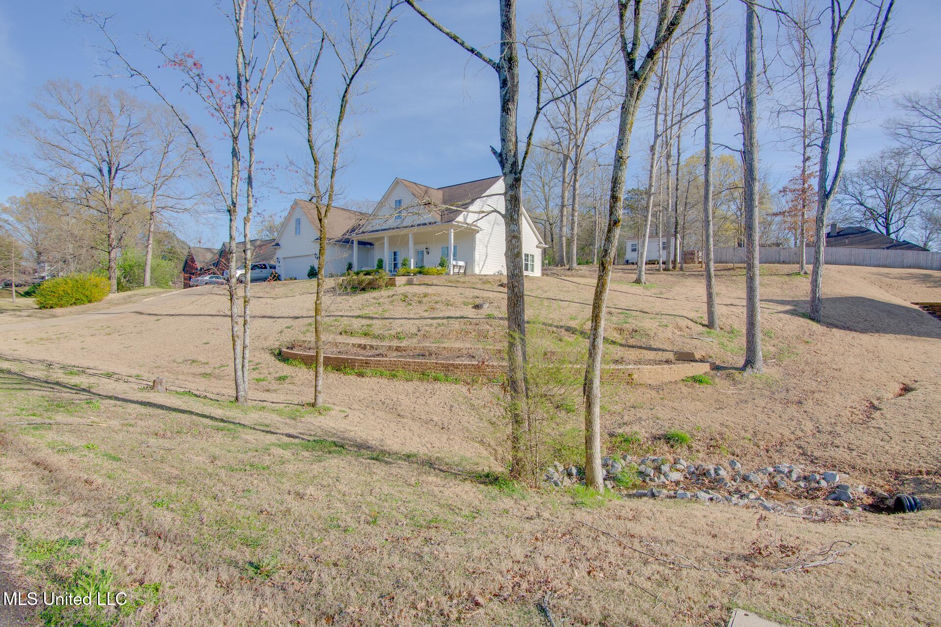 4235 Star Landing Road Nesbit, MS 38651 - Photo 1 of 30 Front