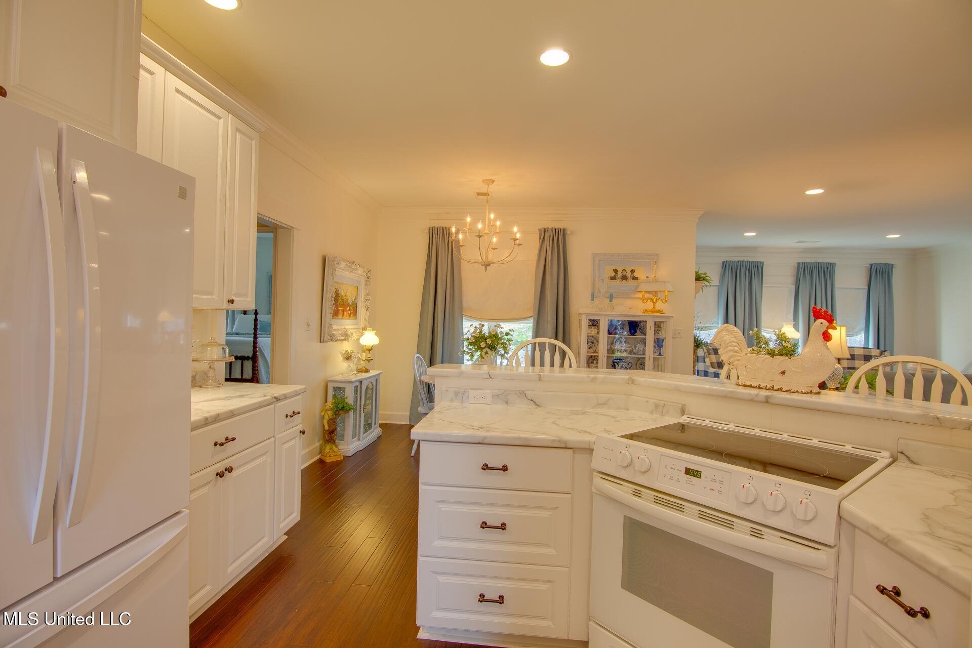 4235 Star Landing Road Nesbit, MS 38651 - Photo 14 of 30 Kitchen
