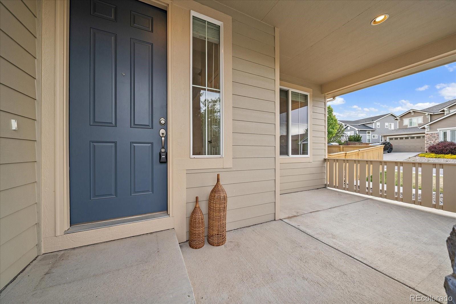 4850 Bluegate Lane Highlands Ranch, CO 80130 - Photo 4 of 47 Gallery Image 4