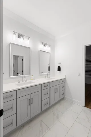 $1,175,000 | 10866 Lost Lake Circle, Ooltewah, TN 37363