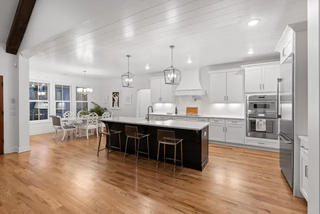 $1,175,000 | 10866 Lost Lake Circle, Ooltewah, TN 37363