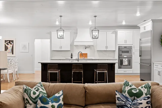 $1,175,000 | 10866 Lost Lake Circle, Ooltewah, TN 37363