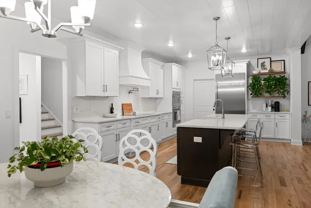 $1,175,000 | 10866 Lost Lake Circle, Ooltewah, TN 37363