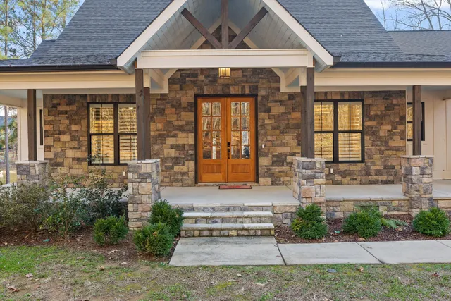 $1,175,000 | 10866 Lost Lake Circle, Ooltewah, TN 37363