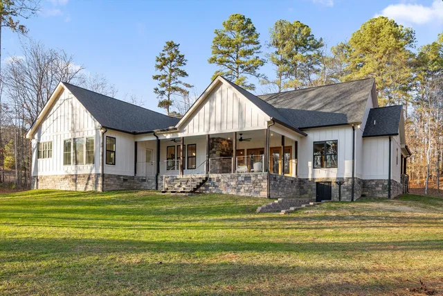 $1,175,000 | 10866 Lost Lake Circle, Ooltewah, TN 37363