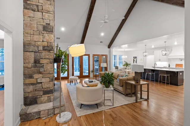 $1,175,000 | 10866 Lost Lake Circle, Ooltewah, TN 37363