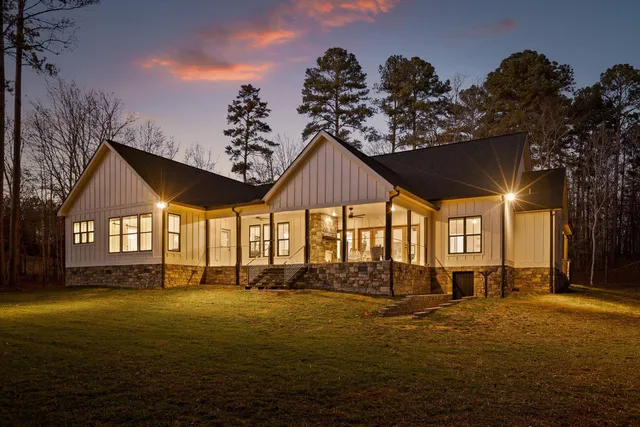 $1,175,000 | 10866 Lost Lake Circle, Ooltewah, TN 37363