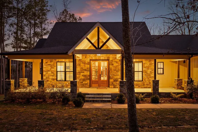 $1,175,000 | 10866 Lost Lake Circle, Ooltewah, TN 37363