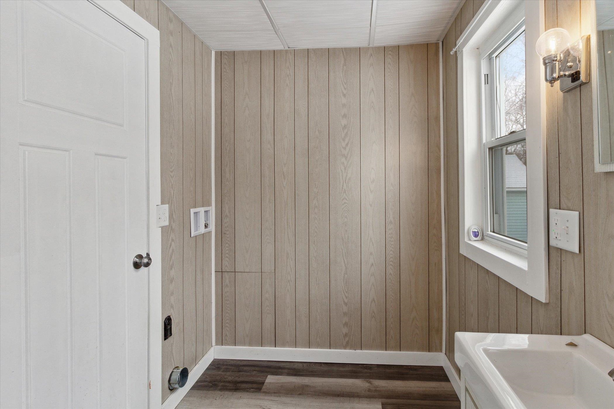 159 Allen Avenue Alma, MI 48801 - Photo 21 of 49 1934146-a81ace2b-9b98-46a9-a439-1acb4d698393.JPG
