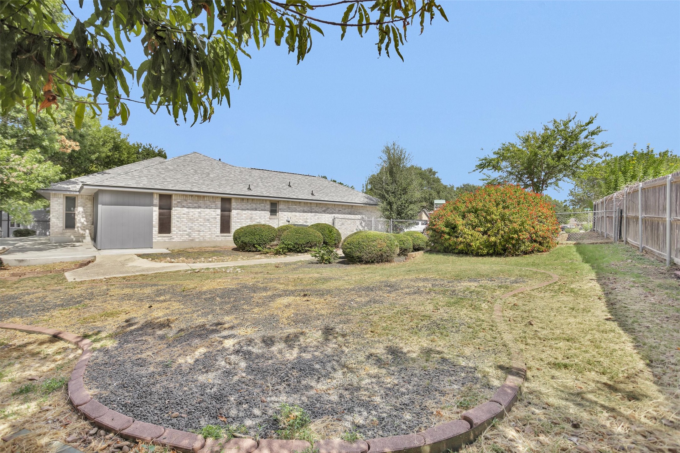 1906 Round Table New Braunfels, TX 78130 - Photo 41 of 46 a house with a garden space