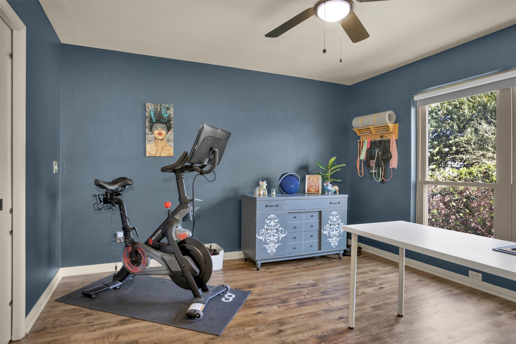 1906 Round Table New Braunfels, TX 78130 - Photo 9 of 46 a bedroom with furniture and a window
