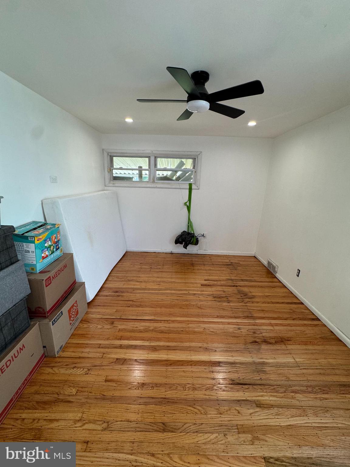 533 Tasker Avenue Norwood, PA 19074 - Photo 4 of 13
