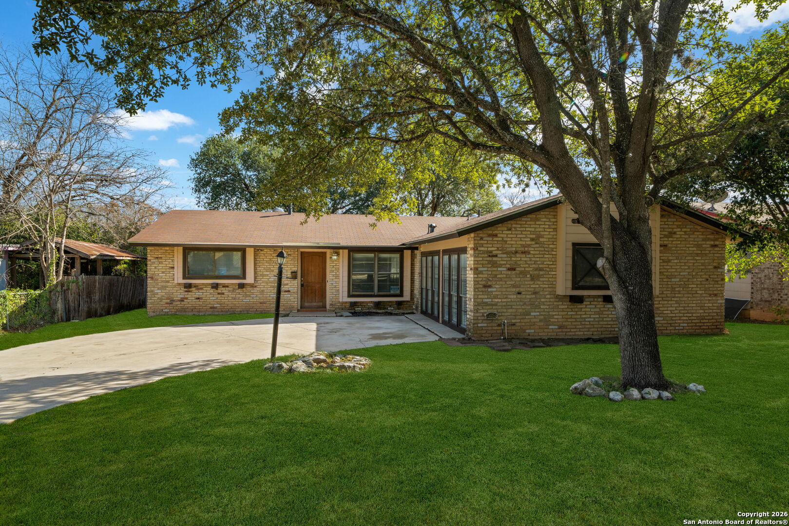 4022 Ramsgate Street San Antonio, TX 78230 - Photo 2 of 27