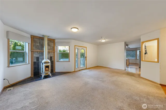 $899,000 | 2115 Fairway Lane, Oak Harbor, WA 98277