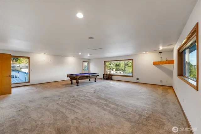 $899,000 | 2115 Fairway Lane, Oak Harbor, WA 98277