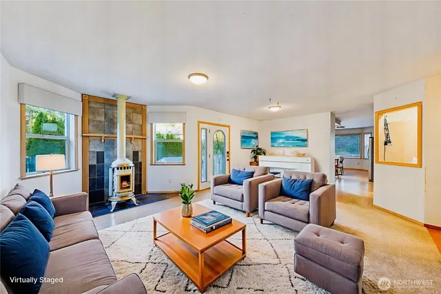 $899,000 | 2115 Fairway Lane, Oak Harbor, WA 98277