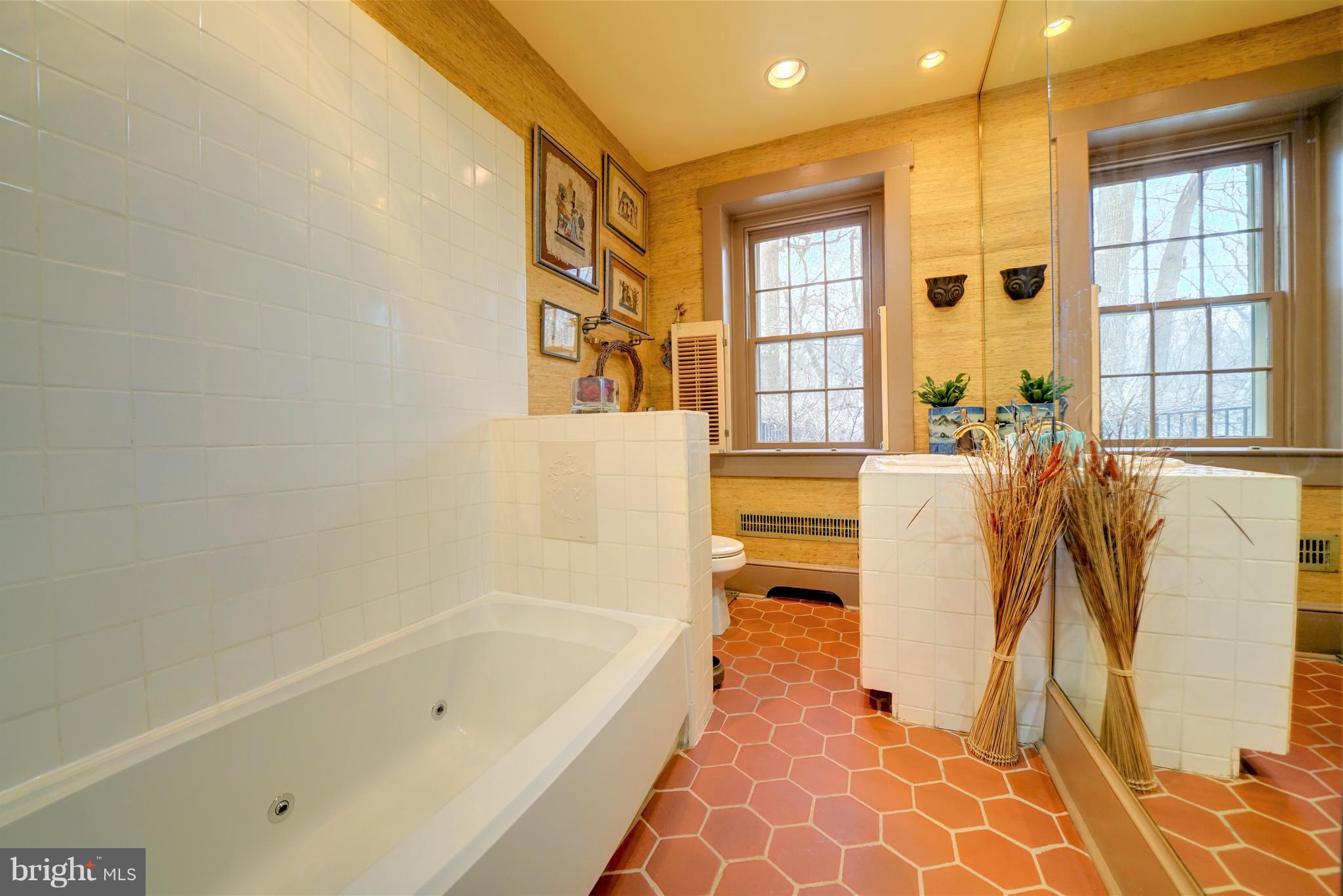309 Gun Road Baltimore, MD 21227 - Photo 37 of 99 Full Bath on Main Level w Jetted Jacuzzi Tub