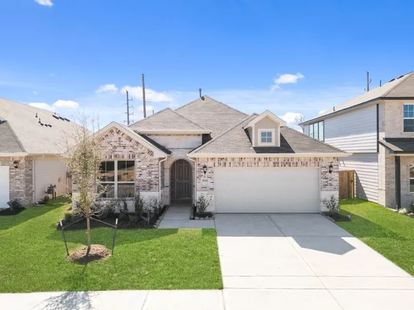 $365,990 | 4542 Blue Mountain Laurel Street, Pinehurst, TX 77362