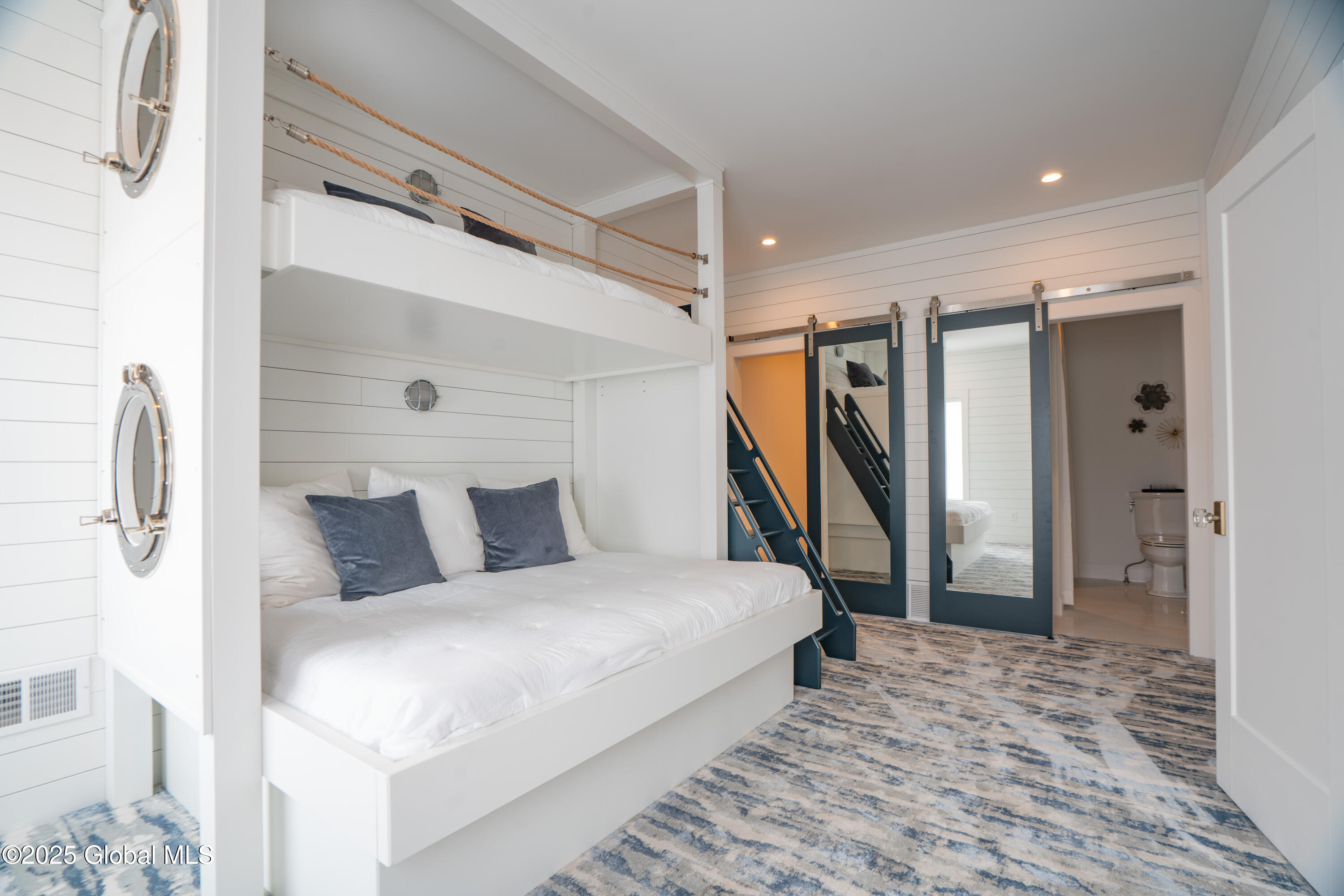 67 Cambridge Way Colonie, NY 12110 - Photo 14 of 22 DSC04416 (1)