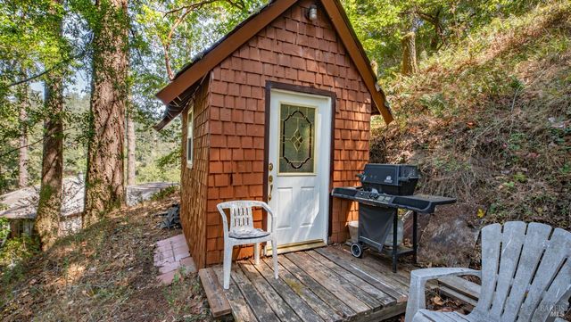 $798,000 | 15 Mountain View Road, Forest Knolls, CA 94933