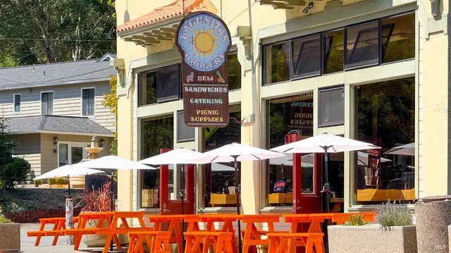 $798,000 | 15 Mountain View Road, Forest Knolls, CA 94933