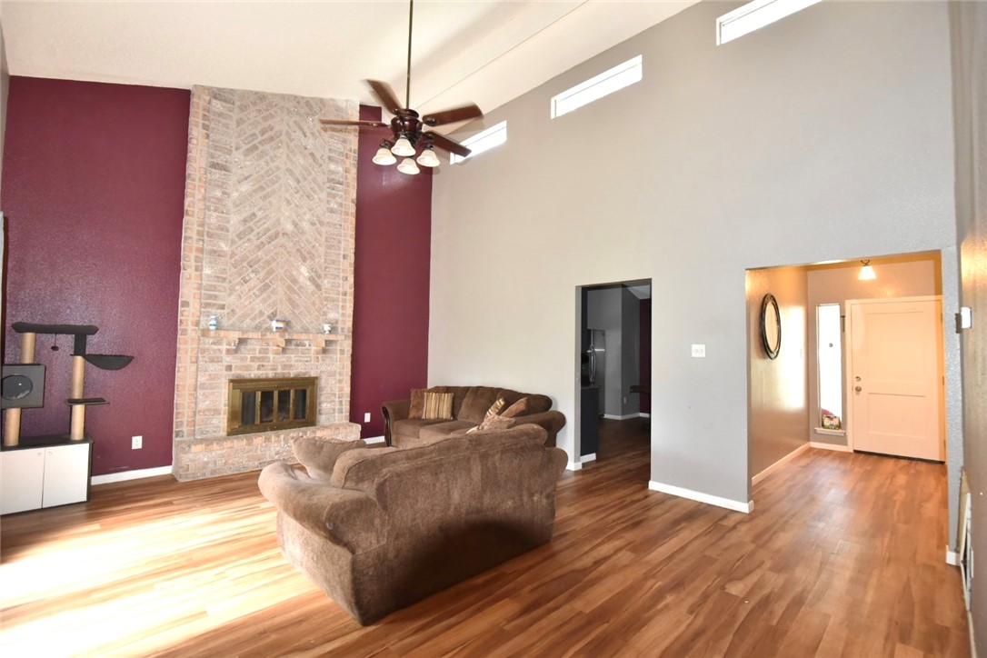 4638 Vail Street Corpus Christi, TX 78413 - Photo 7 of 20