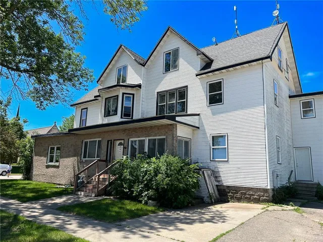 $310,000 | 403 2nd Street Northeast, Austin, MN 55912