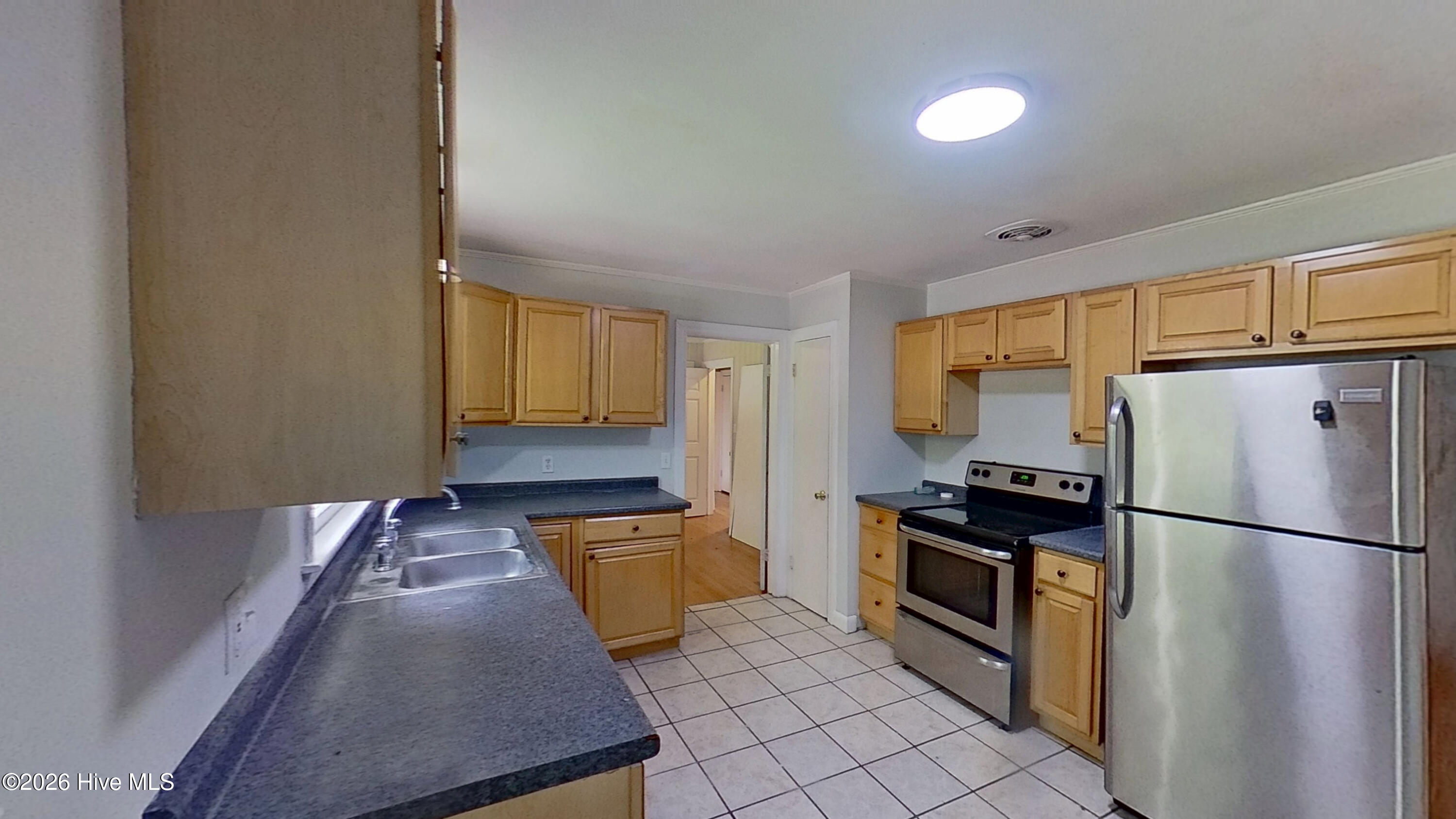 214 Huntington Road Wilmington, NC 28403 - Photo 5 of 20