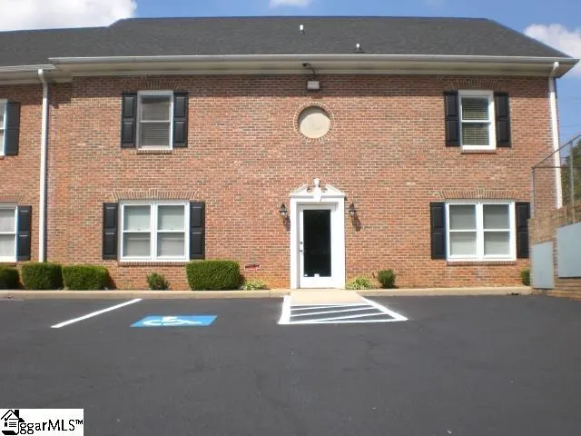 $2,880 | 4010 East North Street, Greenville, SC 29615