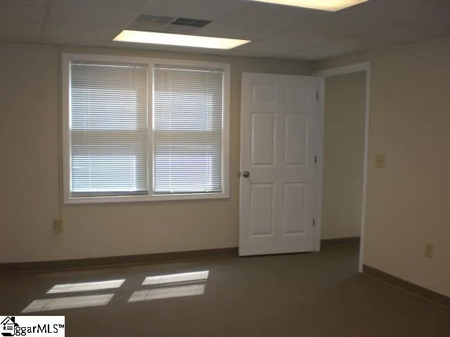 $2,880 | 4010 East North Street, Greenville, SC 29615